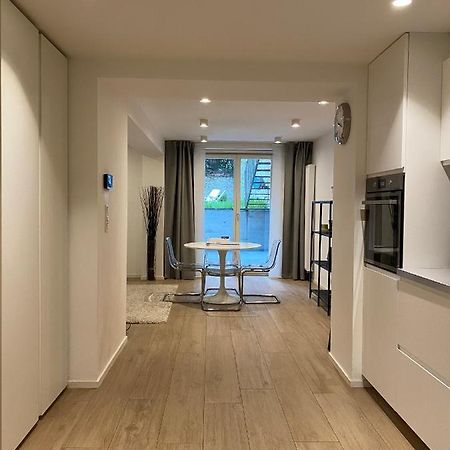 Апартаменты Amazing Flat In Front Of Bois De La Cambre Брюссель Экстерьер фото